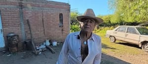 Santos, de 67 años, vive en el monte cordobés: “Hay que aprovechar la tierra para producir alimentos sanos para uno”