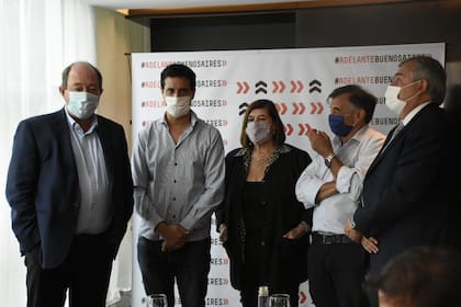 Sanz, Storani, Morales y Bazze se reunieron el miércoles por la tarde para respaldar a Abad
