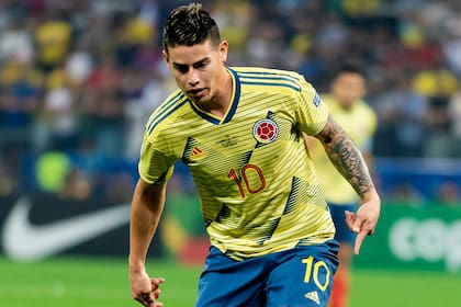 James Rodríguez, ahora en el fútbol qatarí, volverá a vestir la camiseta de Colombia, que no dispondrá de Radamel Falcao García por una lesión en esta doble ventana de la eliminatoria.