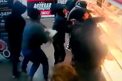 Saqueo en una carnicería de San Antonio de Padua