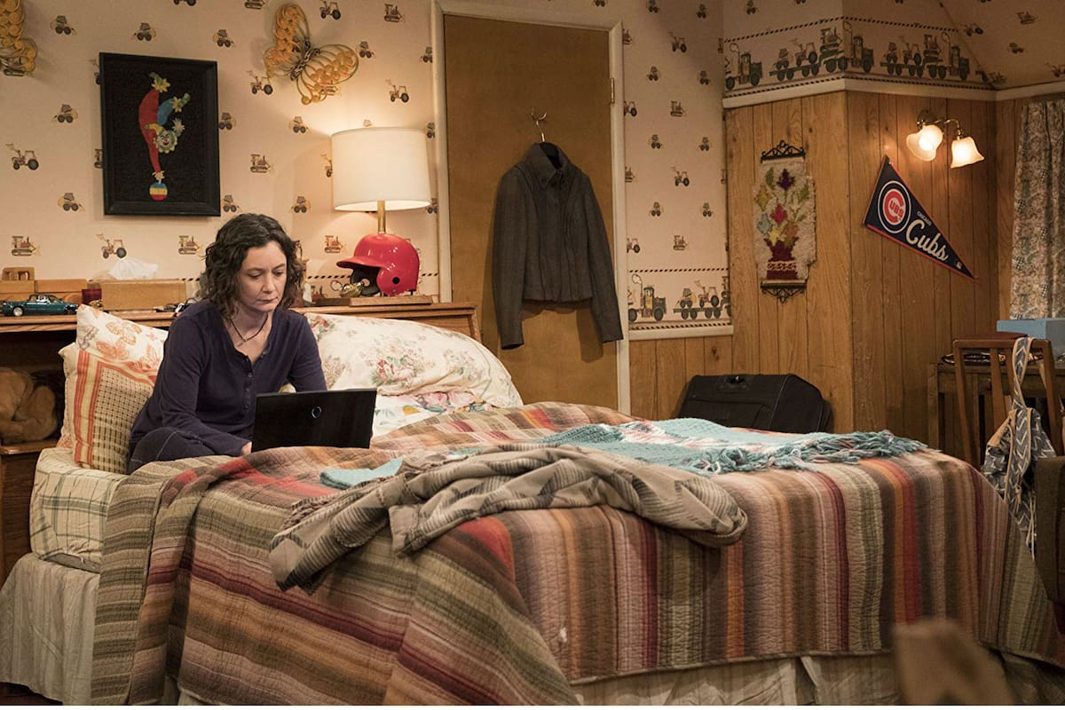 Sara Gilbert, en su papel de Darlene Conner será una de las protagonistas de la nueva serie que reemplazará a Roseanne