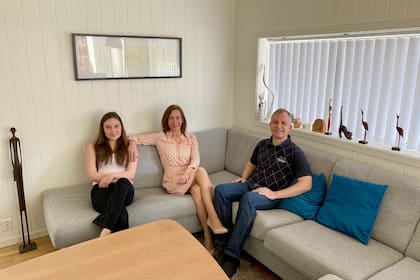 Sara, Patricia y su marido, Glenn.