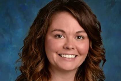 Sarah Beam, la maestra que puso a su hijo en el baúl del auto para llevarlo a un centro de testeo de Covid-19