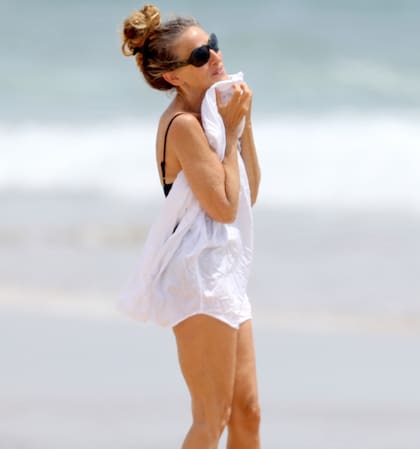 Sarah Jessica Parker se escapó por un rato del caos de Nueva York para disfrutar del mar en los Hamptons