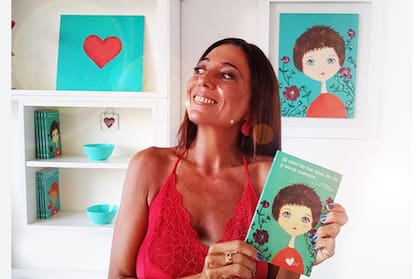 Sarah Mulligan hoy es escritora e ilustradora de Literatura Infantil y
Juvenil y disertante. También Diplomada en Literatura Infantil y Juvenil por la UVM Universidad de Villa María, Córdoba y SADE Sociedad Argentina de Escritores.
Se encuentra preparando su tesis de Maestría en Literatura para Niños de
la U.N.R. Universidad Nacional de Rosario. En 2019 obtuvo el Primer Premio de la Academia de Literatura Infantil y Juvenil –ALIJ- de Argentina en el Certamen de Ensayos en Homenaje a Liliana Bodoc y disertó sobre el tema en la Biblioteca del Congreso de la Nación.