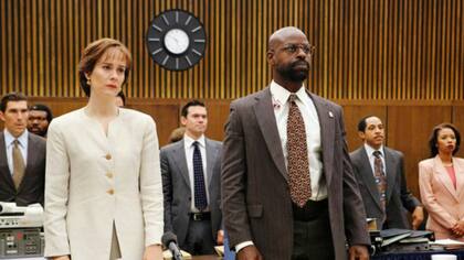Sarah Paulson y Sterling K. Brown en American Crime Story