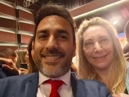Sarubbi Benítez junto a Karina Milei