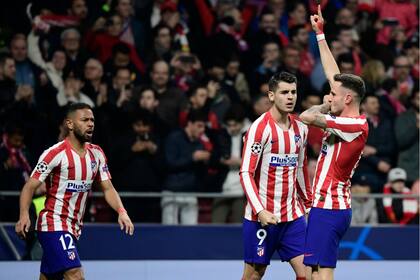 Saúl festeja el tanto que le dio la victoria a Atlético de Madrid en el partido de ida de los octavos de final