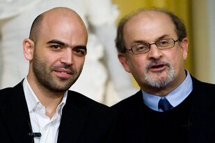 Saviano y Salman Rushdie, en 2008