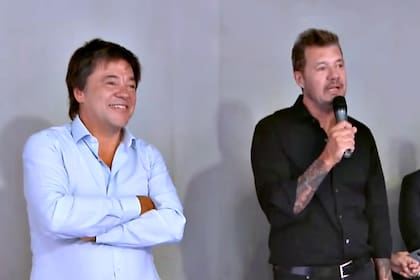 Scaglione y Marcelo Tinelli. En marzo de 2022 el conductor anunció la vuelta de ShowMatch desde Canal 3 de Rosario, propiedad del empresario