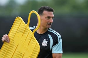 Ahora que sobran las preguntas, llegó el momento de que Scaloni escriba las respuestas
