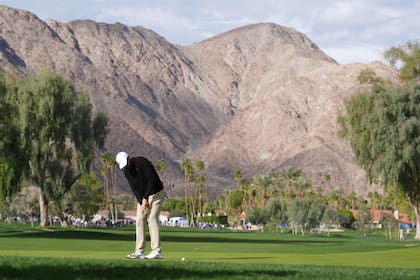 Scheffler inicia el año con un 63 y se mantiene en la lucha en The American Express