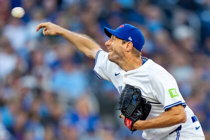 Scherzer gana su 3ra apertura consecutiva; Azulejos doblegan 10-4 a Mellizos