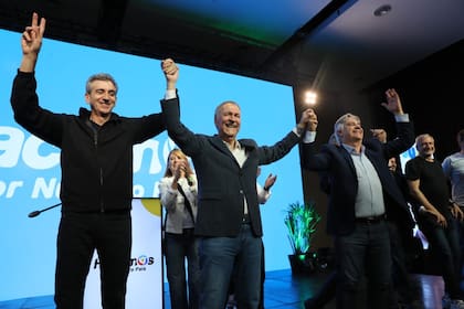 Schiaretti y Randazzo prácticamente duplicaron los votos de las PASO.