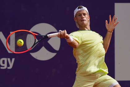 Schwartzman venció al chileno Jarry en tres sets, en el ATP de Buenos Aires, y retrasa su despedida