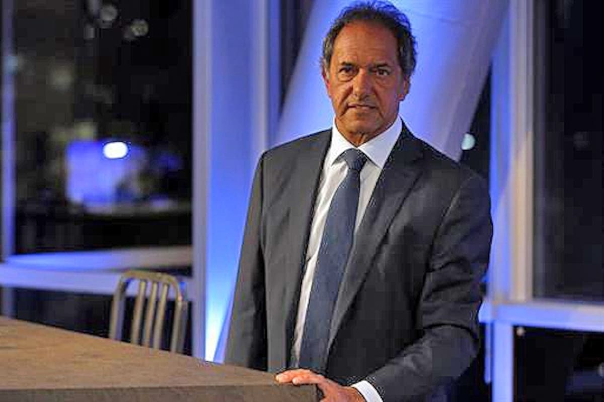 Scioli quedó en la mira del fiscal por una amplia serie de irregularidades