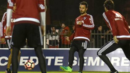 Scocco, el otro debutante de la noche