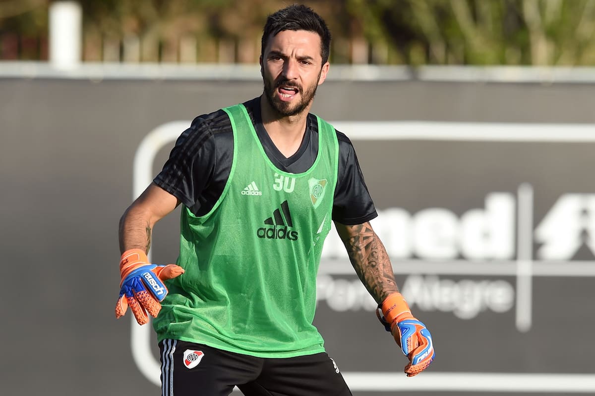 Scocco en duda para la final contra Boca: todavía no tiene el alta médica