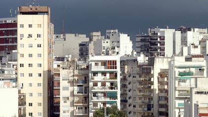 Las propiedades inmuebles están alcanzadas por Bienes Personales, aunque desde 2018 la vivienda está exenta hasta un determinado valor que se actualiza anualmente