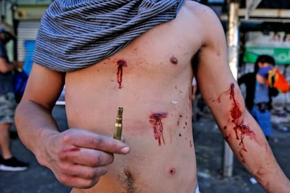 Se agudiza la crisis en Chile, continúan las protestas, hay cientos de detenidos, destrozos por millones y varios muertos