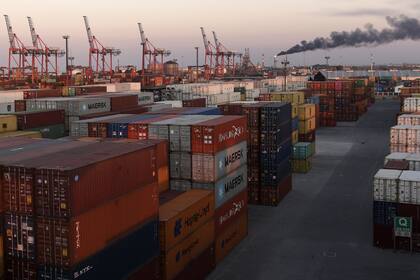 Se amplía automáticamente el plazo de 180 días para liquidar divisas en el caso de los embarques que tenían como destino la zona de conflicto