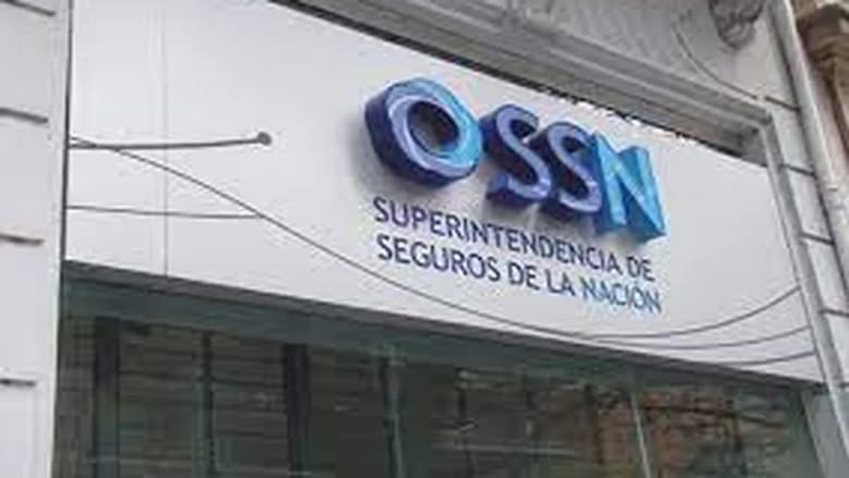 Sturzenegger impulsa una nueva ola de desregulación en la economía