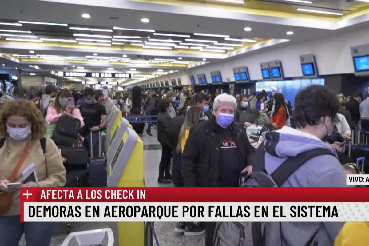 Se cayó el sistema en aeroparque y hay demoras