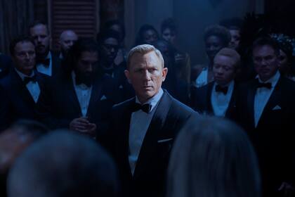 Se celebra el Día Mundial de James Bond (Nicola Dove/Metro Goldwyn Mayer Pictures vía AP)