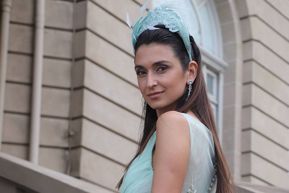 Se celebró la segunda edición de Hat Show, un evento a beneficio de la fundación EcoMujeres, que propone difundir el consumo sustentable especialmente entre las mujeres. Un desfile de Laurencio Adot, una feria de sombreros y un concurso de los mejores fascinators formaron parte de esta jornada.