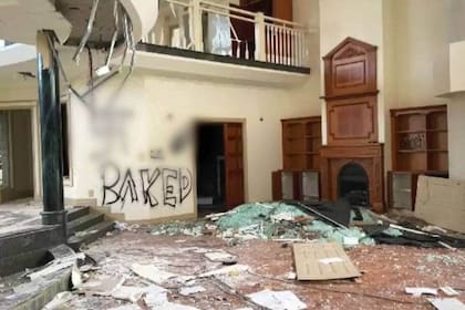 Se conocieron imágenes de los destrozos producidos en una mansión abandonada