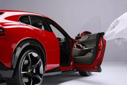 Se crearon 199 unidades de la mini réplica del Ferrari Purosangue