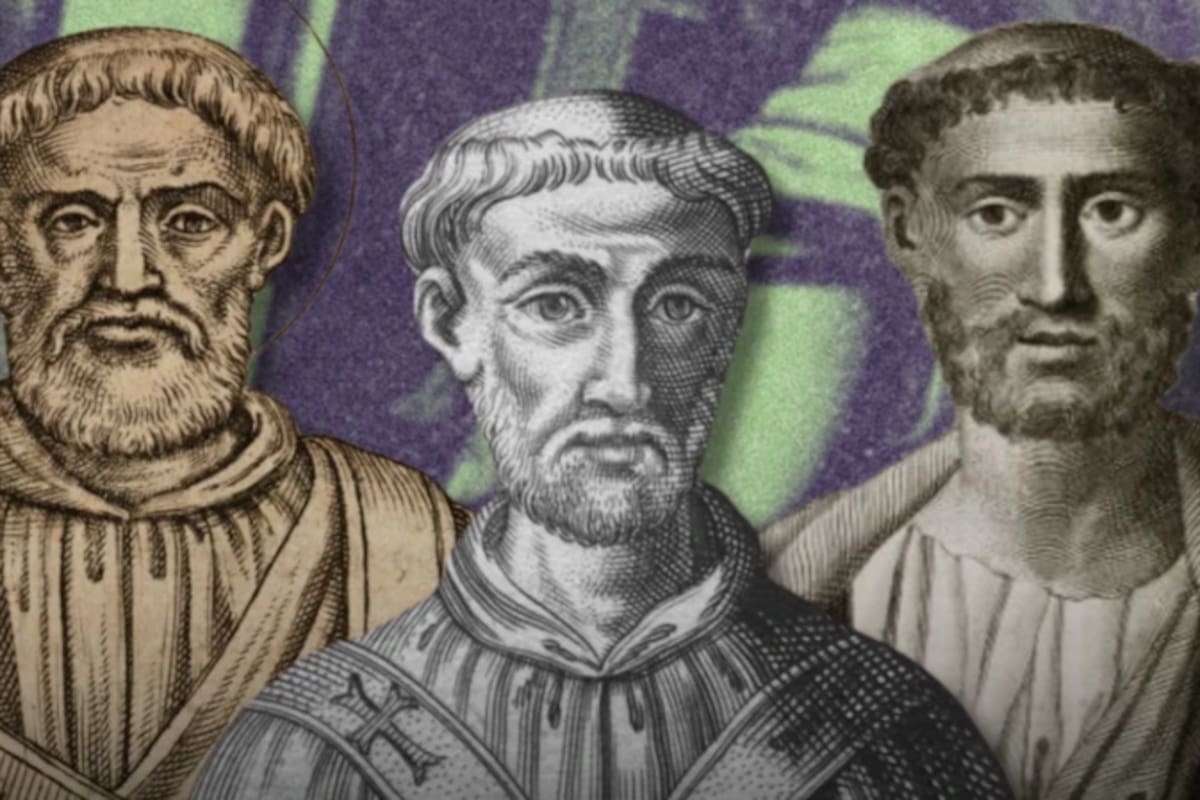 Se cree que el papa Víctor I (izq.), el papa Gelasio I y el papa Milcíades (der.) son de ascendencia norteafricana