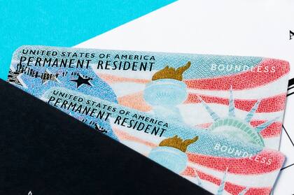 Se dará un certificado de naturalización y la Green Card ya no será necesaria (Archivo)