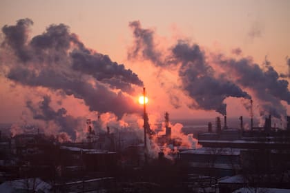 Se denomina antropoceno al período actual, porque la acción del hombre está modificando el clima mundial