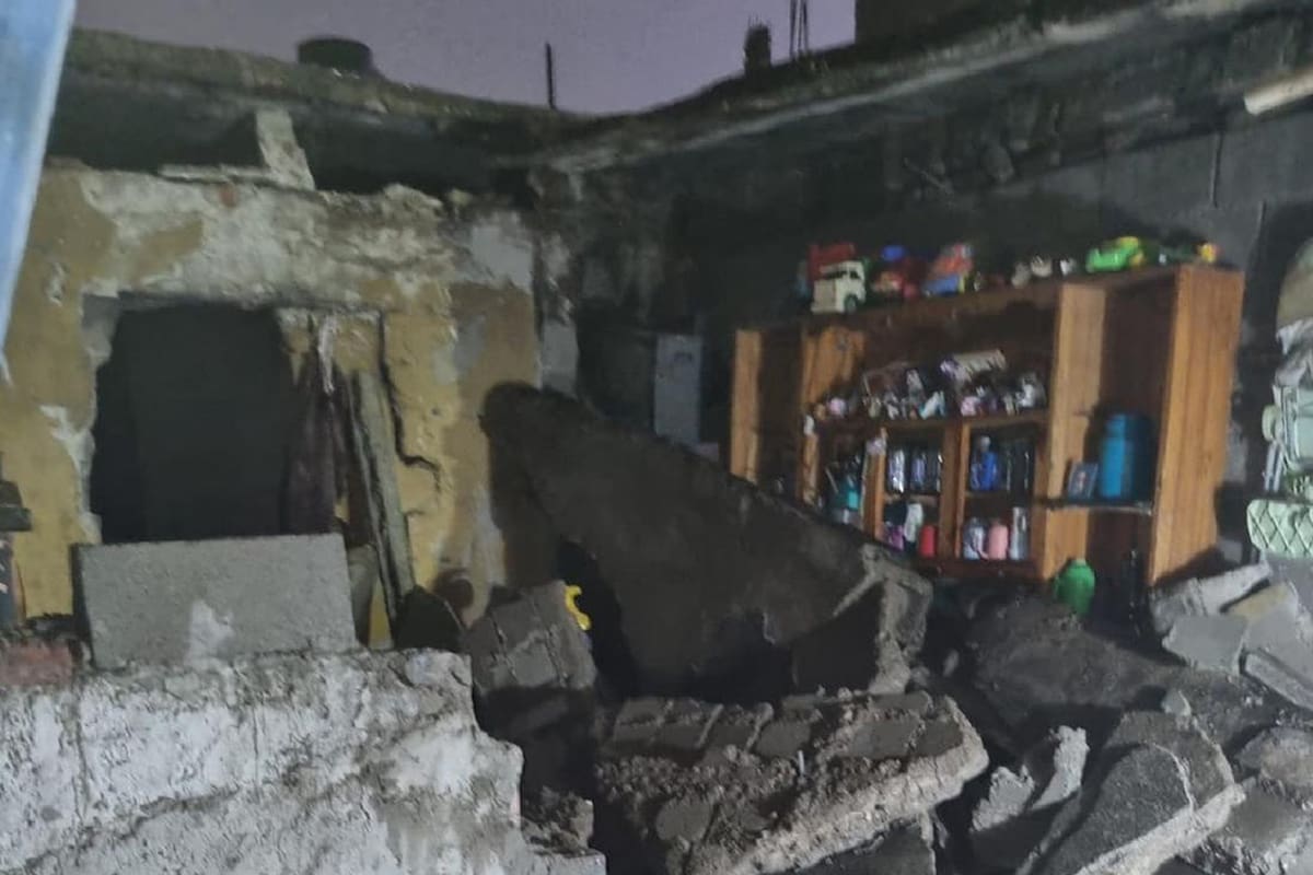 Se derrumbó el techo de una casa en barrio Villa Inés, en Córdoba, y murió un chico de 13 años