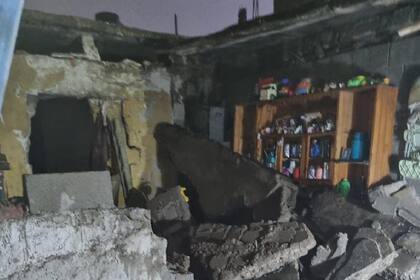 Se derrumbó el techo de una casa en barrio Villa Inés, en Córdoba, y murió un chico de 13 años
