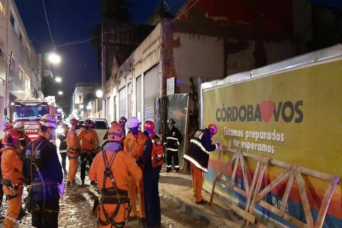 Se derrumbó parte de una obra en construcción en San Telmo, aunque no hubo que lamentar víctimas