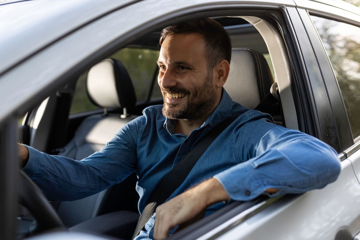 Se desaconseja adoptar esta postura al manejar