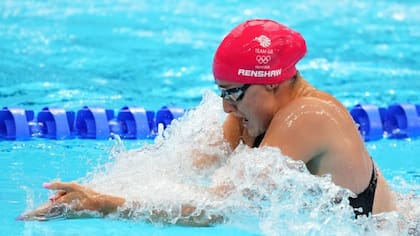 Se descubrió que 20 minutos de natación estilo pecho de intensidad moderada mejoró la función cognitiva en ambos grupos