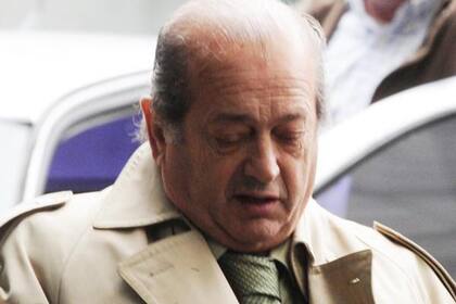 Se desempeño en la Cámara de Casación Penal hasta 2011, cuando renunció luego de ser acusado de colaborar con la última dictadura militar