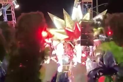 Se desplomó una grúa en el Festival de Gualeguaychú