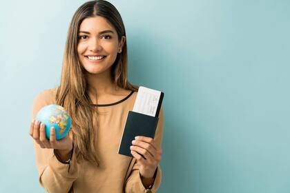 Se dieron a conocer los pasaportes más poderosos de 2025 y hay varios países latinos que integran la lista