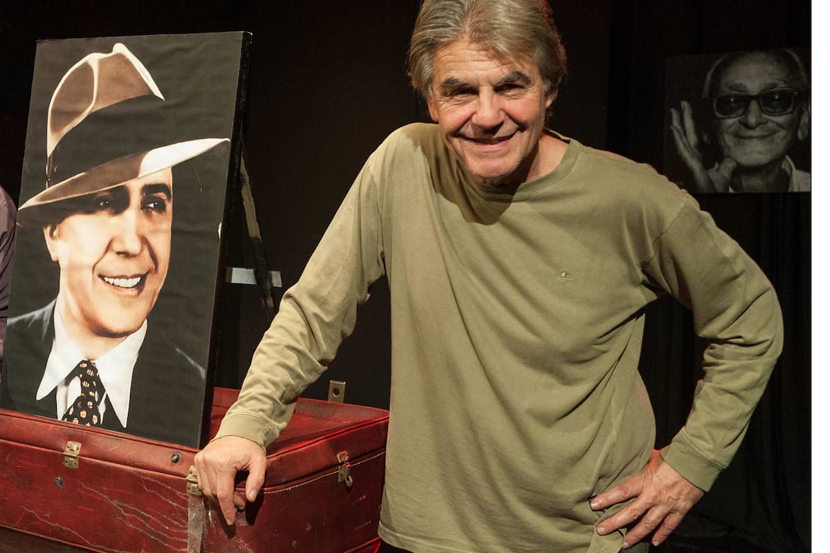 Se difundieron imágenes de Raúl Rizzo bailando con sus vecinos en cuarentena: "No hubo ningún infectado”