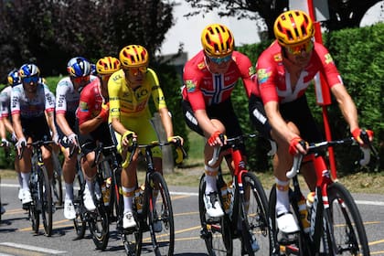 Se disputa la etapa 16 del Tour de France