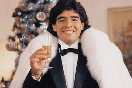Se emitió el primer capítulo de Maradona: Sueño Bendito y no faltaron los memes