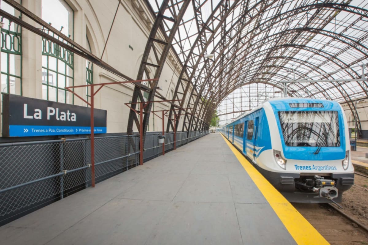Se enamoraron en un viaje en tren y hoy, 15 años después, se volvieron a ver
