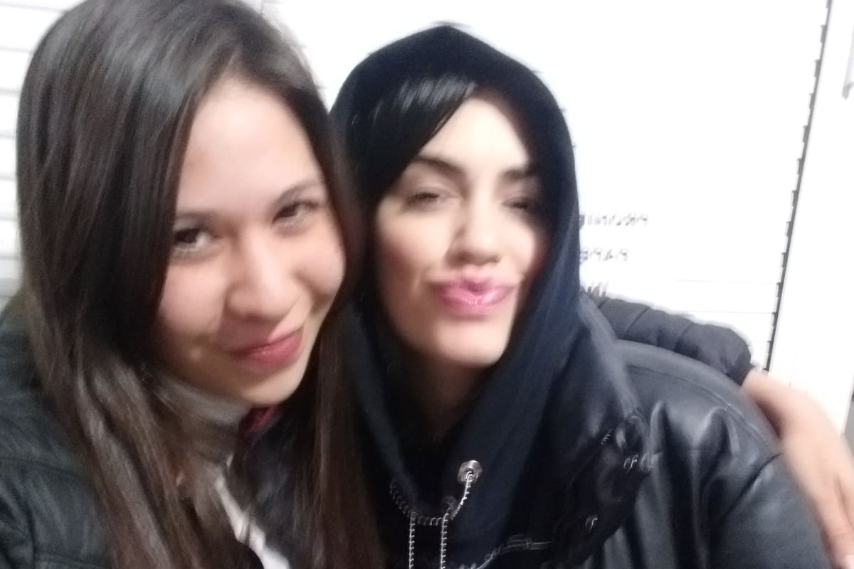 Se encontró con Lali en un insólito lugar y le pidió una foto (Foto: Twitter @Julianamont12)