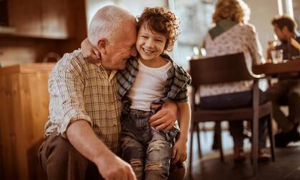 Se enteró de la existencia de una vida paralela de su abuelo y sorprendió a todos en las redes sociales (Imagen ilustrativa)