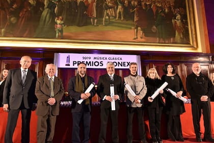 Director de coro: Miguel Fabián Martínez, Andrés Máspero, Mariano Moruja, Camilo Santostefano y Silvana Vallesi