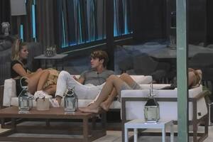 Se escuchó un grito del afuera y Julieta aseguró que estaba destinado a Romina y un posible resultado de la Gala de eliminación de Gran Hermano (Foto: captura)